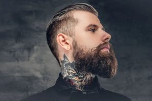 idee tatouage cou homme